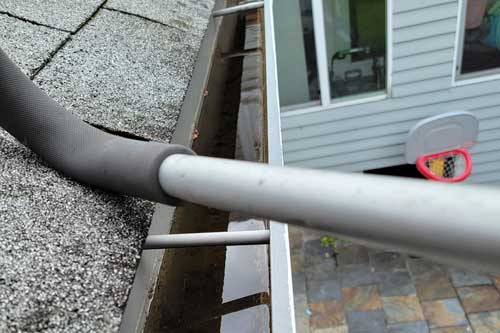 Experienced Camas gutter cleaner in WA near 98607